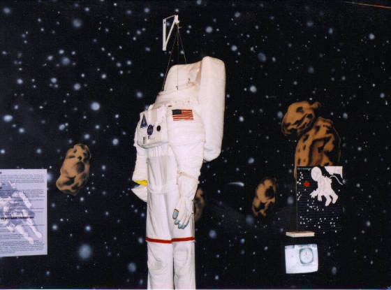 astronaut4.jpg